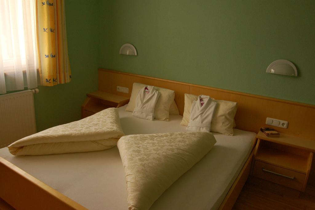 Siegele Irmgard Apartman Kappl  Szoba fotó